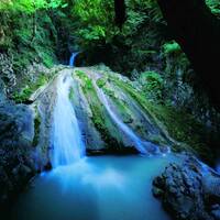 Lowe Waterfall